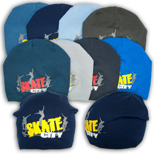 В'язана шапка для хлопчика з принтом "Skate City", V114