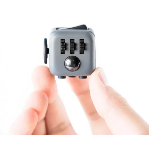 Кубик антистресс Fidget Cube с пластика Gray, цвет-серый - фото 2 - id-p1900340935