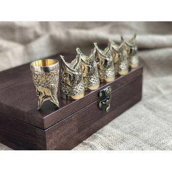 Набір бронзових стопок "Царський улов" (6 шт) в дерев'яному кейсі