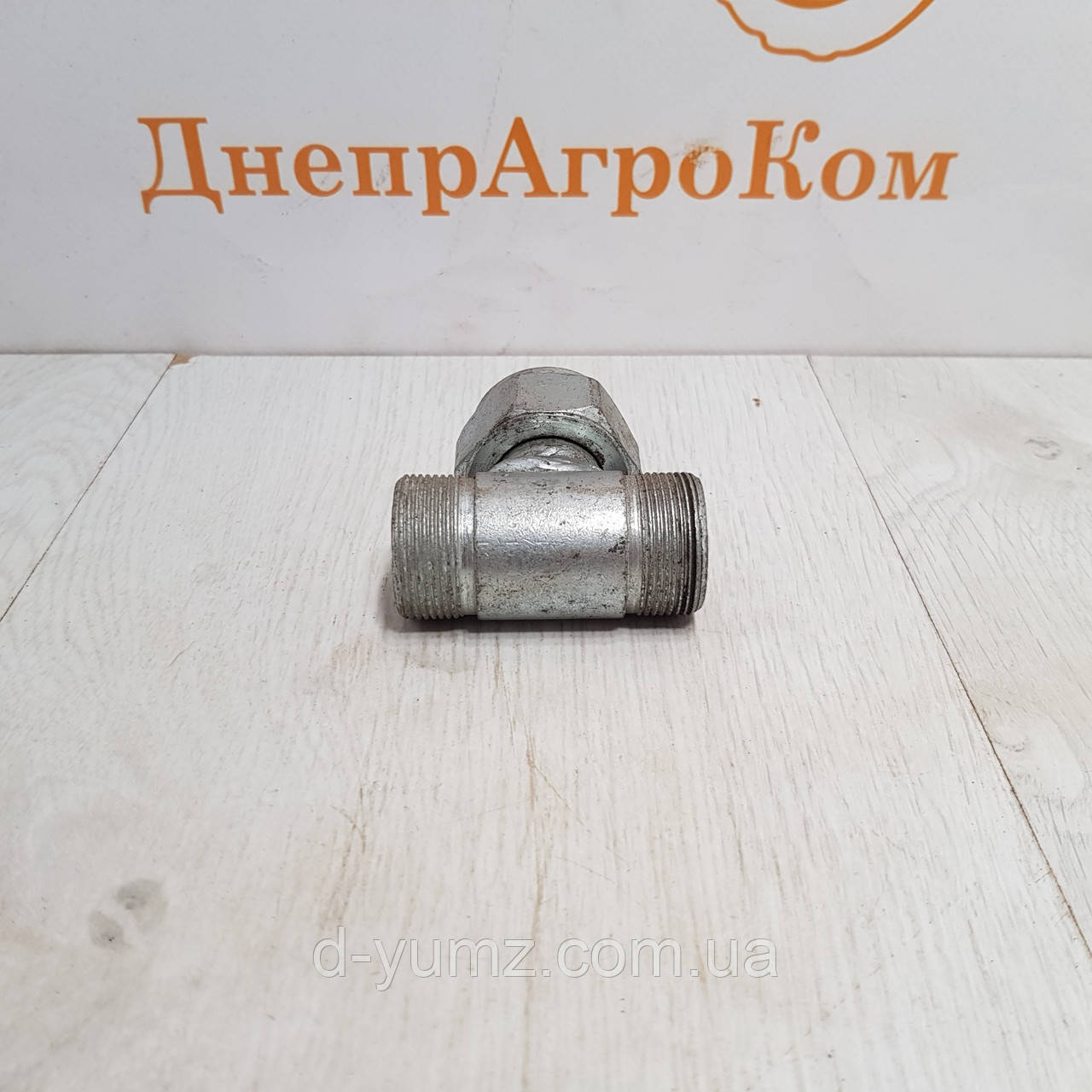 Штуцер тройний з гайкою S41 (M32*1.5-M32*1.5-M32*1.5)