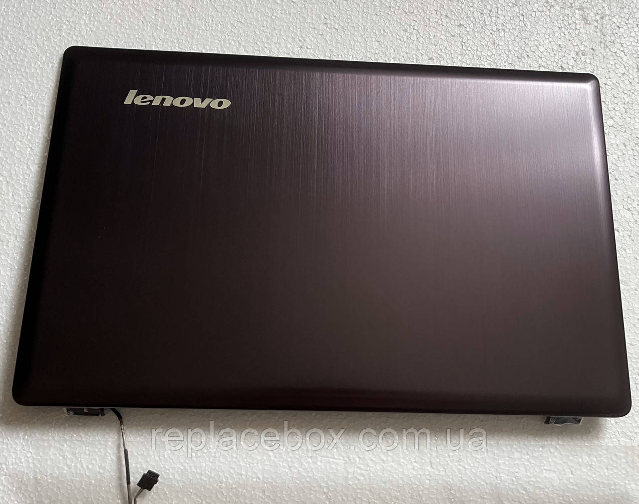Кришка матриці екрана (Top Cover A) шлейф для ноутбука Lenovo IdeaPad Z580/Z585 FRU:90200643 нова оригінал