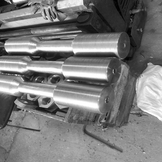 шпильки під замовлення