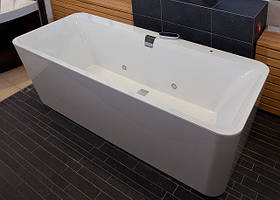 Ванни квариловые Villeroy & Boch Squaro Edge