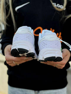 NIKE ナイキ W ZOOM VOMERO 5 ホワイト シルバー 白 NIKE公式】ナイキ ズーム ボメロ 5 ウィメンズシューズ.オンライン