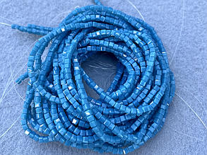 Кришталеві намистини 2мм кубик, грановані - блакитний 2