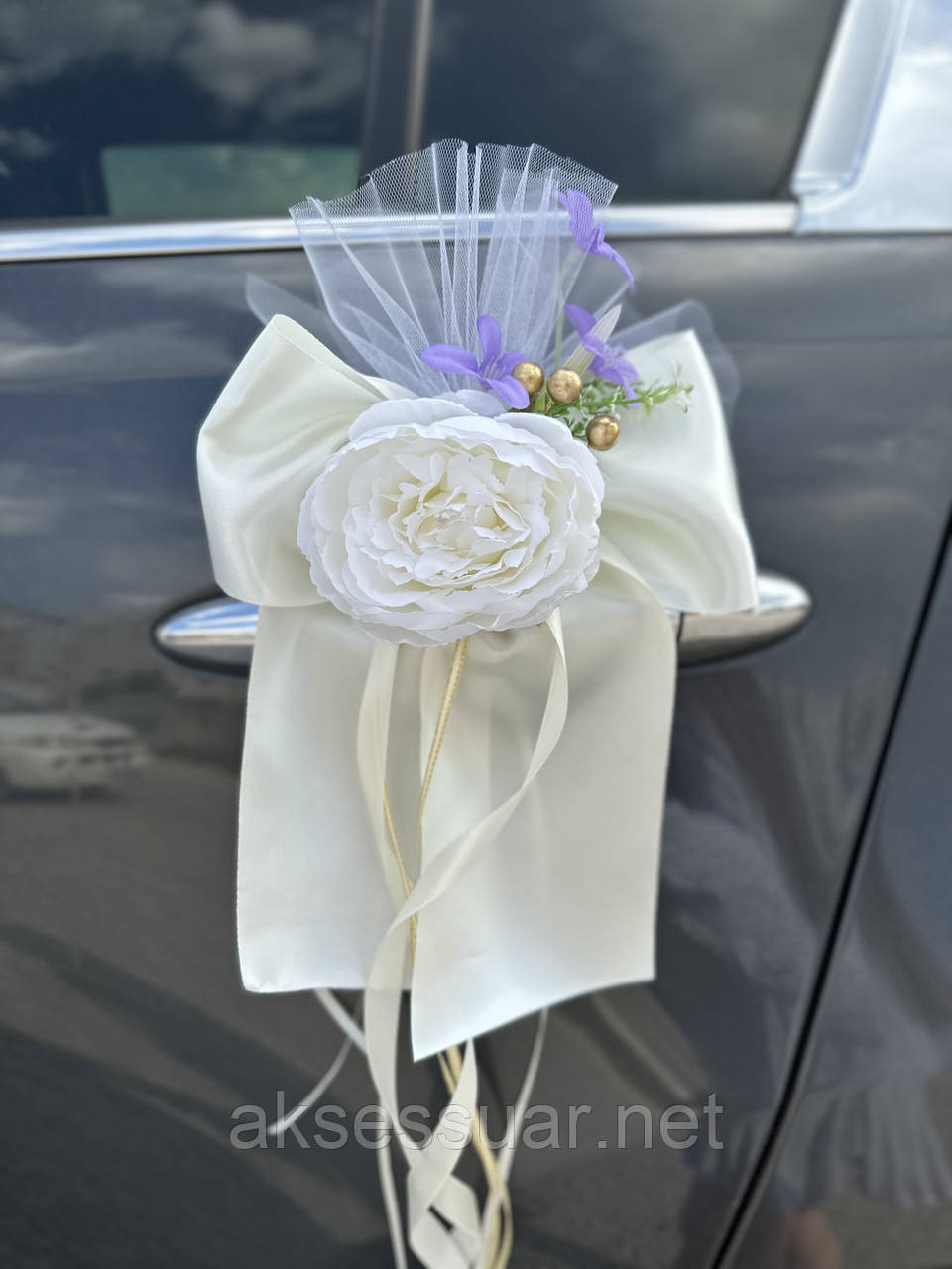 Трояндочки на ручки весільного авто