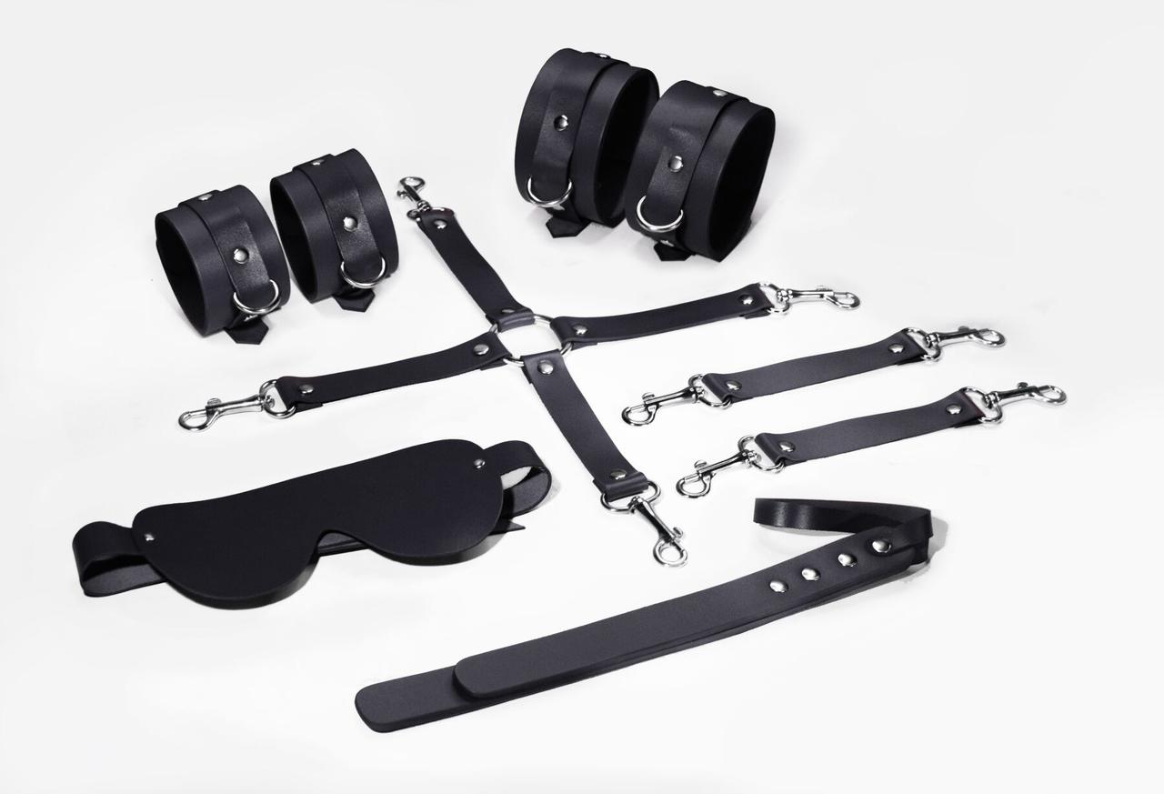 Набір Feral Feelings BDSM Kit 5 Black, наручники, поножи, конектор, маска, паддл