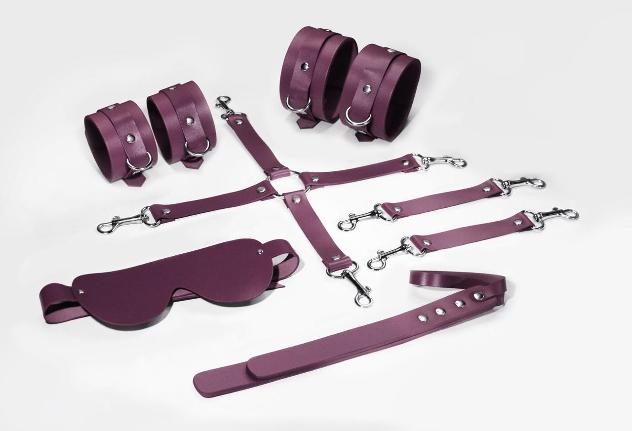 Набір Feral Feelings BDSM Kit 5 Burgundy, наручники, поножи, хрестовина, маска, паддл, фото 1