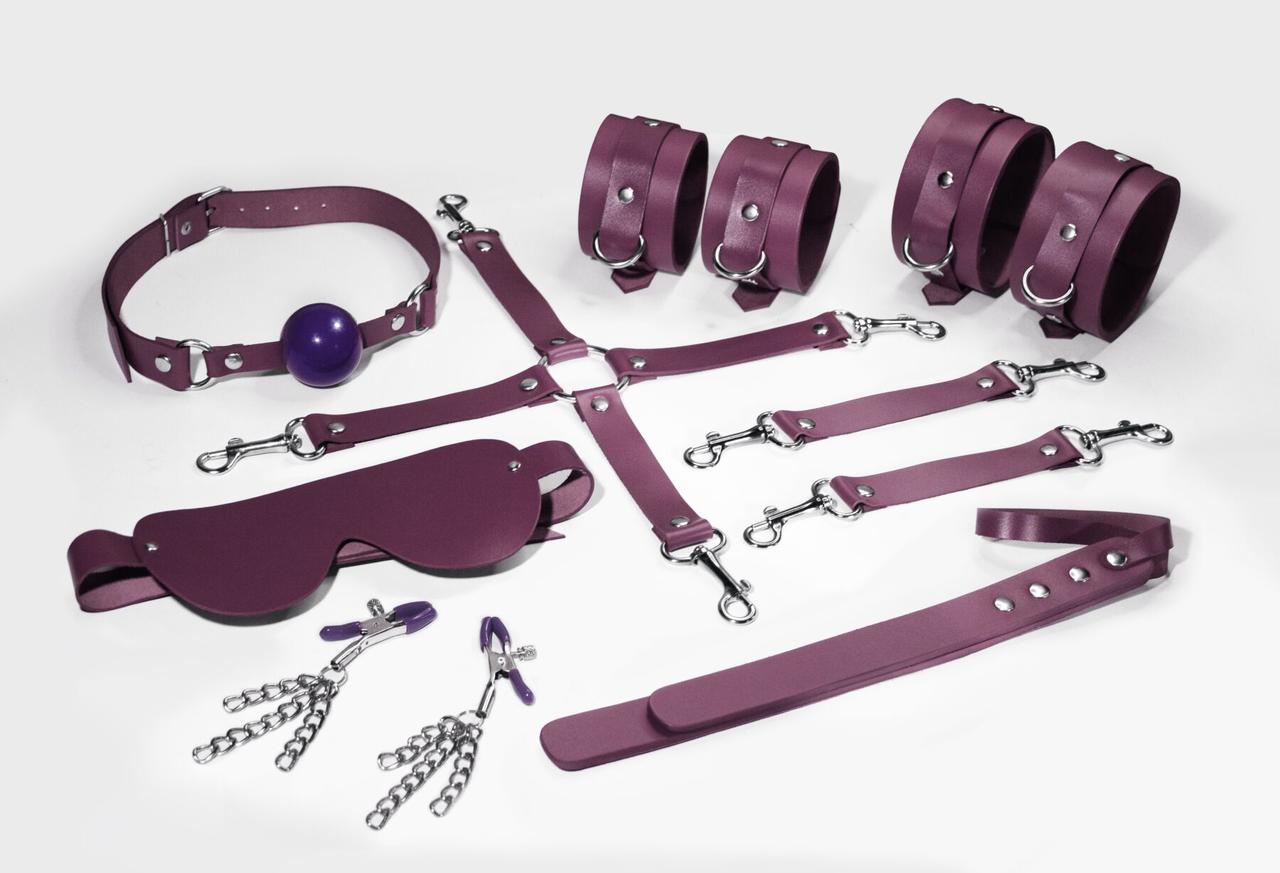 Набір Feral Feelings BDSM Kit 7 Burgundy, наручники, поножи, конектор, маска, паддл, кляп, затискачі
