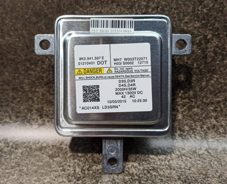 Блок розжига ксенона 8K0941597E, W003T22071 Шкода Октавия А7