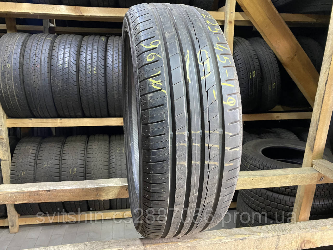 Розпаровка 225/45R19 Yokohama BluEarth -A 6.5мм 19рік