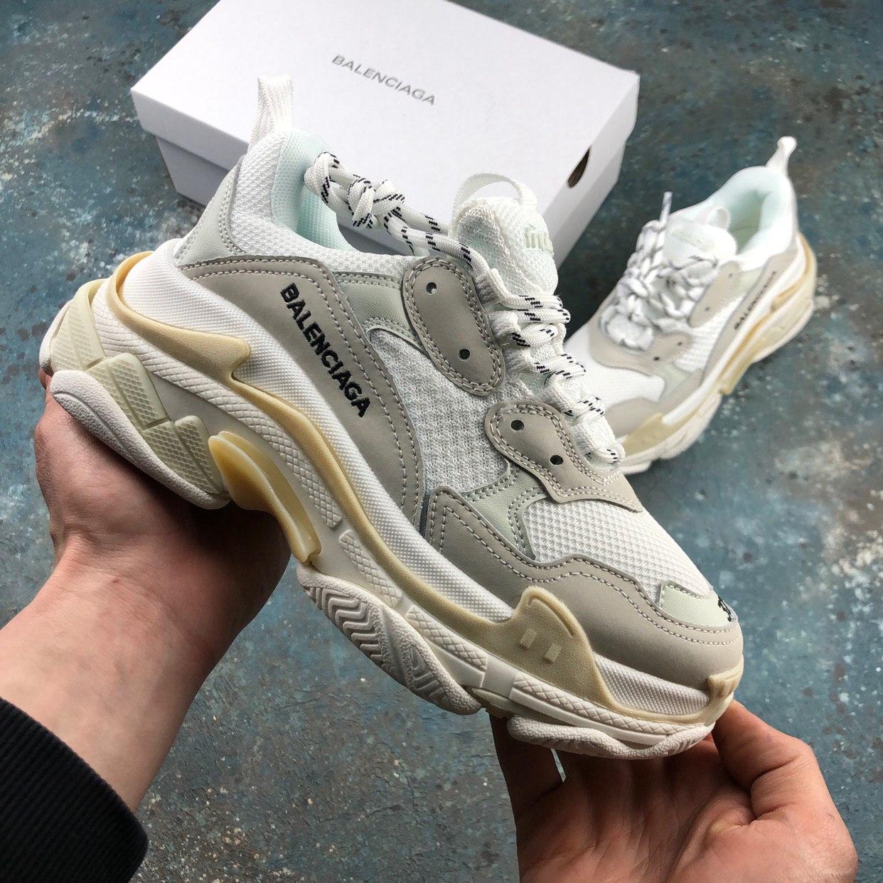 Balenciaga triple shop s olx