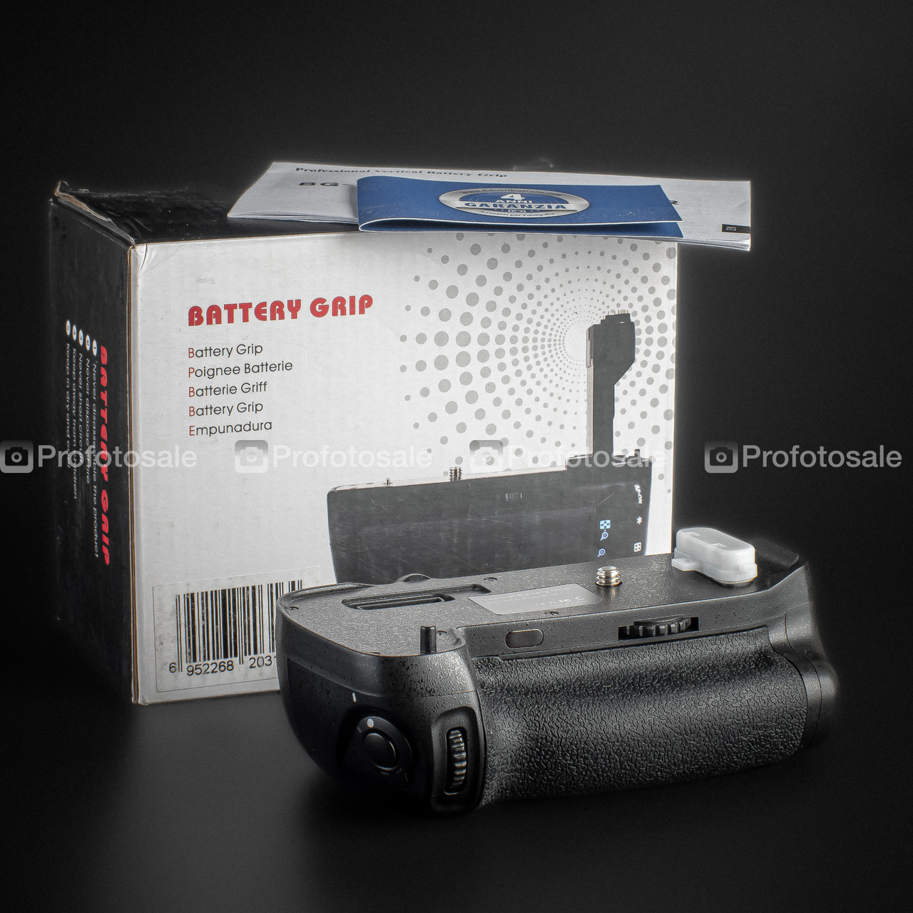 Батарейний блок (бустер) Travor BG-2R для Nikon D750