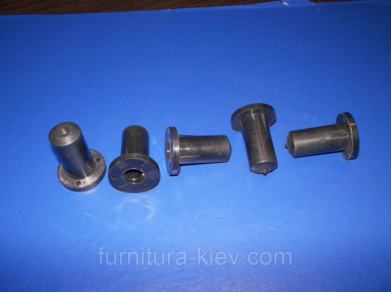 Втулка в крісло кругла під 8 мм, фото 1