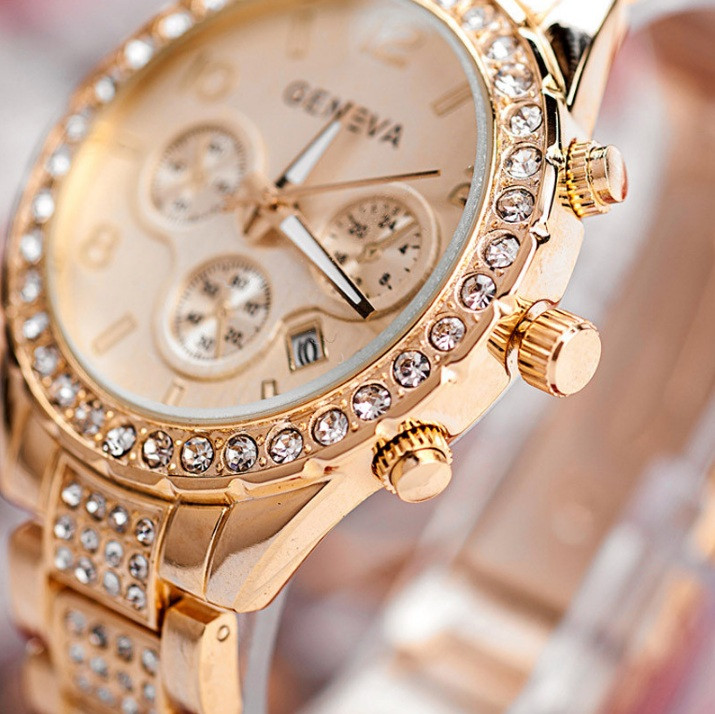 Жіночі наручні годинники золото Geneva