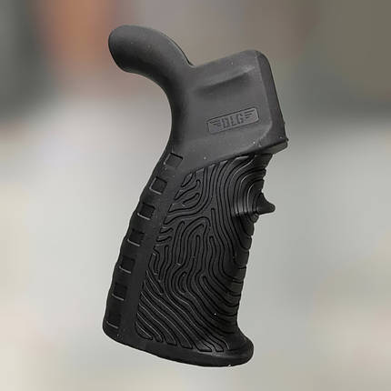 Рукоятка пістолетна для AR15 прогумована DLG TACTICAL (DLG-123-black), колір Чорний, з відсіком, "бобровий хвіст", фото 1