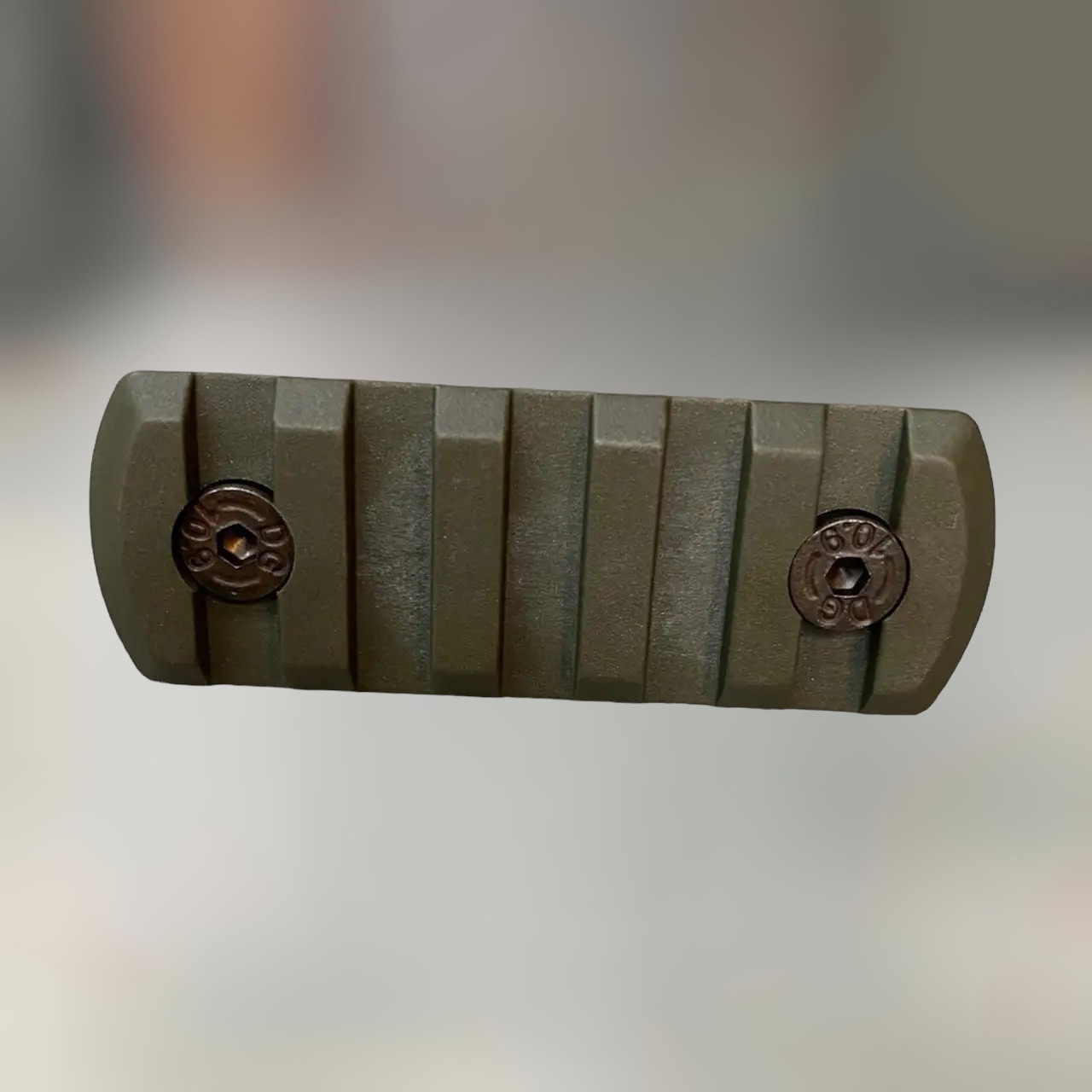 Планка Picatinny для кріплення на M-LOK, Олива, DLG TACTICAL (DLG-110-green) 5 Slots, планка Пікатінні для M-LOK 5 слотів