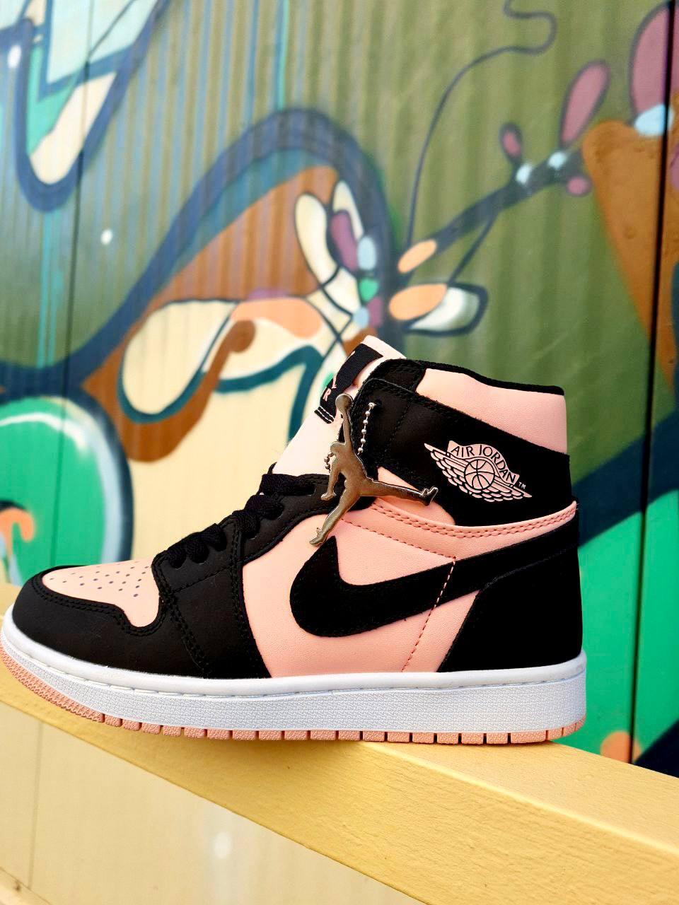 Jordan 1 pink toe hotsell