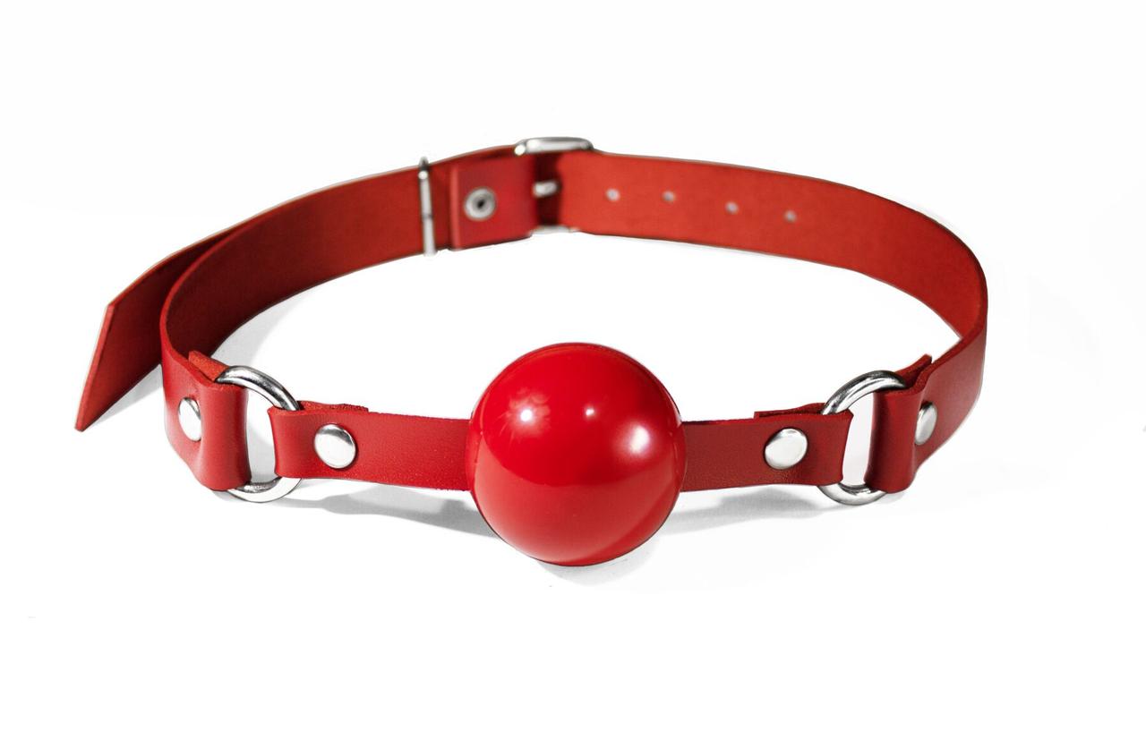 Кляп силіконовий Feral Feelings Silicon Ball Gag Red/Red, червоний ремінець, червона кулька, фото 1