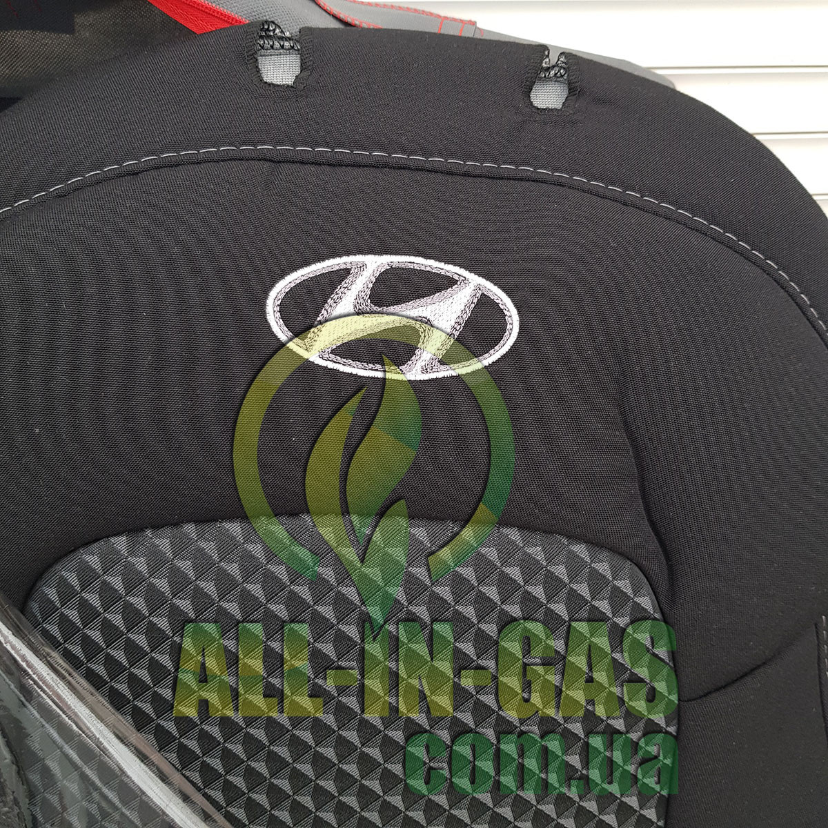 Автомобільні чохли на Hyundai Tucson 2004-2010 (Еuropa) (універсал) Favorite, фото 1