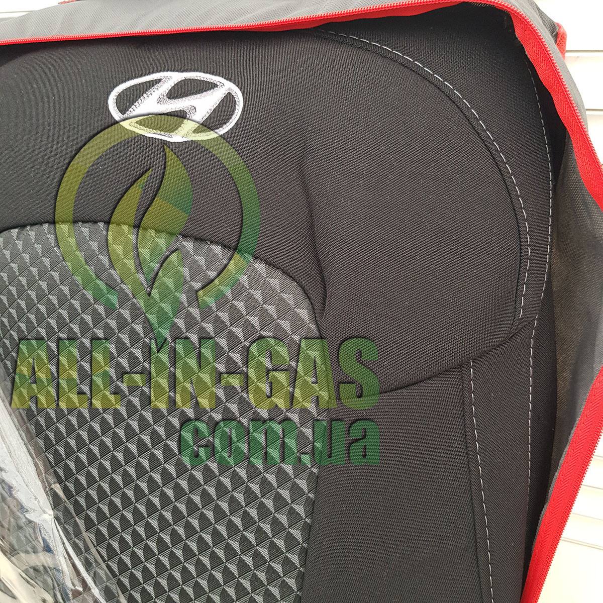 Автомобільні чохли на Hyundai Santa Fe 2006-2012 (5 місць) USA (універсал) Favorite, фото 1