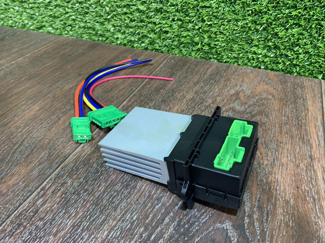 Megane 2 scenic 2 Резистор вентилятора печки Renault Peugeot Citroen 7701207718, фото 1