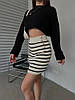 Стильна біла міні-спідниця в чорні смужки з ґудзичками, фото 3
