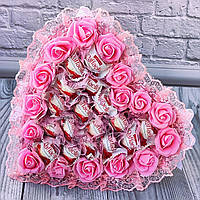 Розкішний рожевий букет із цукерками Rafaello, Рафаелло подарунок для дівчини чи жінки