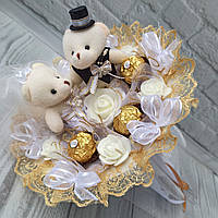 Свадебный букет из мягких игрушек и конфет подарок на свадьбу букет для невесты из мягких игрушек