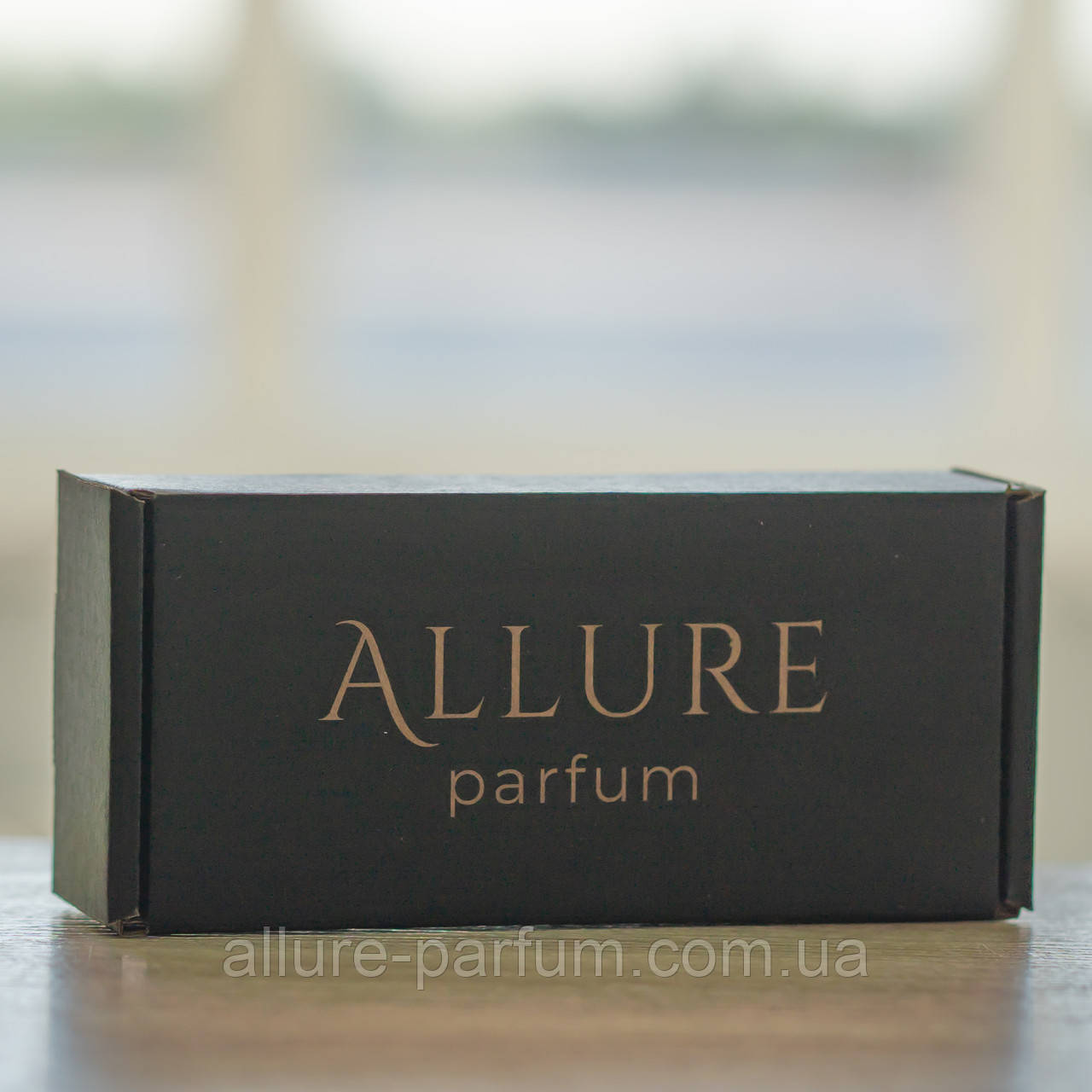 Фірмова подарункова коробка Allure-Parfum