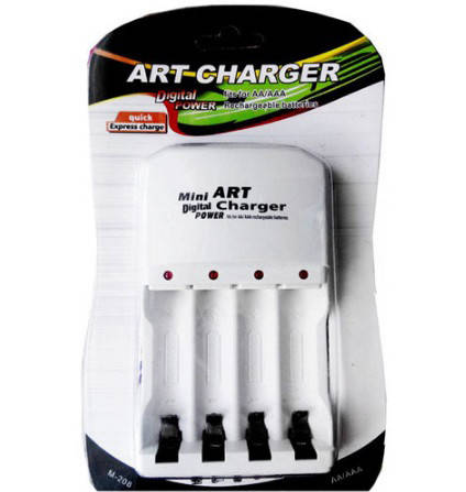 Зарядний пристрій ART CHARGER M-208 на 4 акумуляторні батареї ААА та АА Білий, фото 1