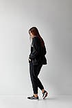 Спортивний жіночий костюм бомбер і джогери демісезонний чорного кольору, фото 3