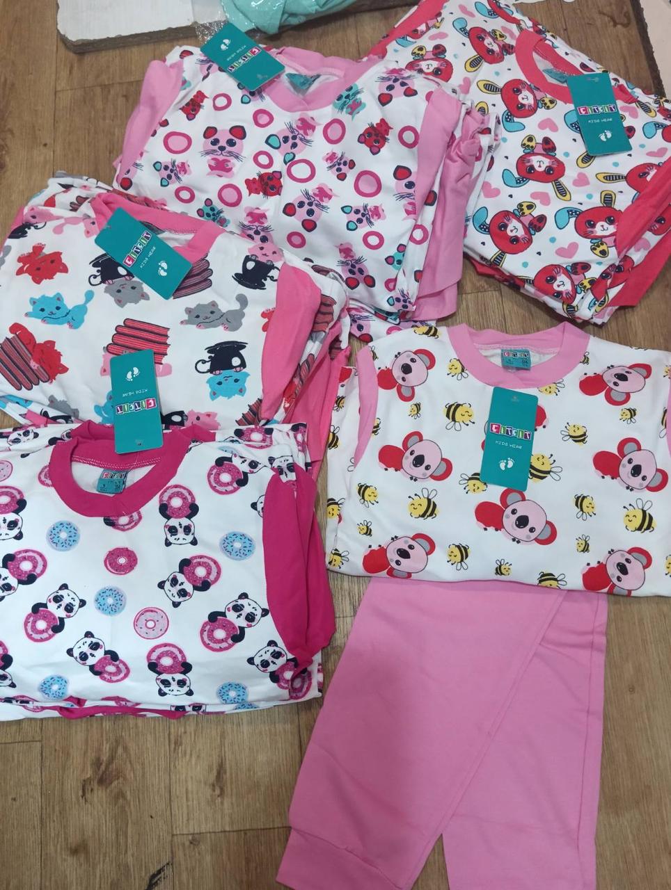 Піжама плотна для дівчинки на 9-12 років