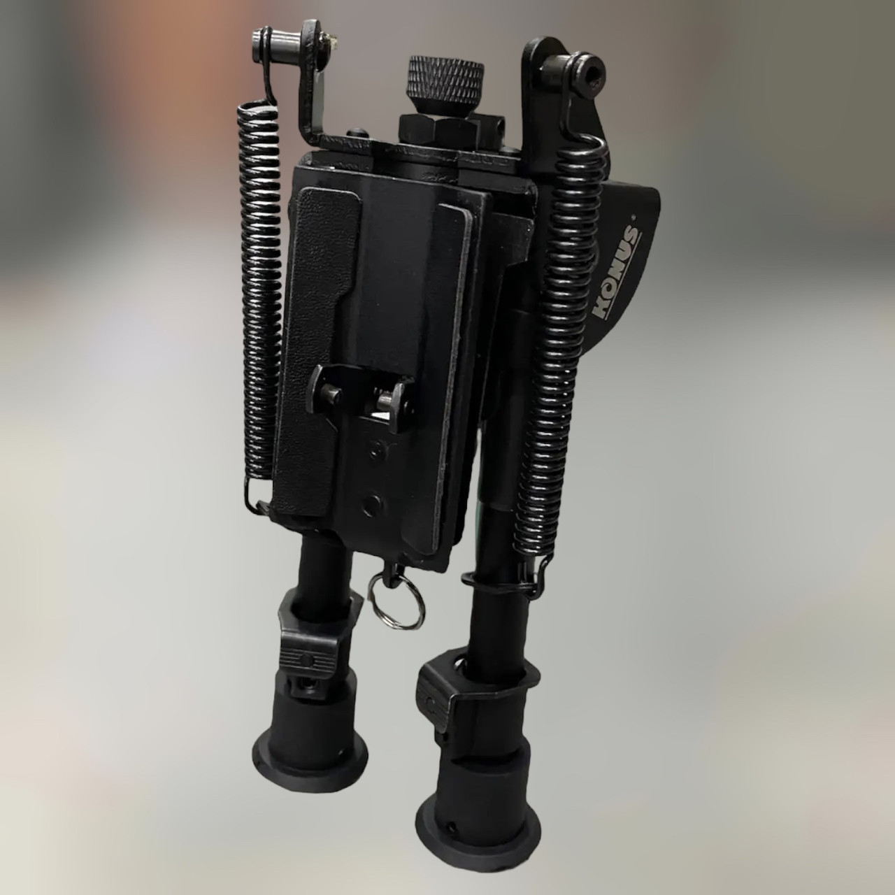 Стрілецькі сошки KONUS BIPOD, гумові насадки на ніжки, висота 15-22 см на планку Weaver/Picatinny