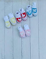 Носки-пинетки детские велюровые в горошек роддом размер 0-6 мес. цвет миксом