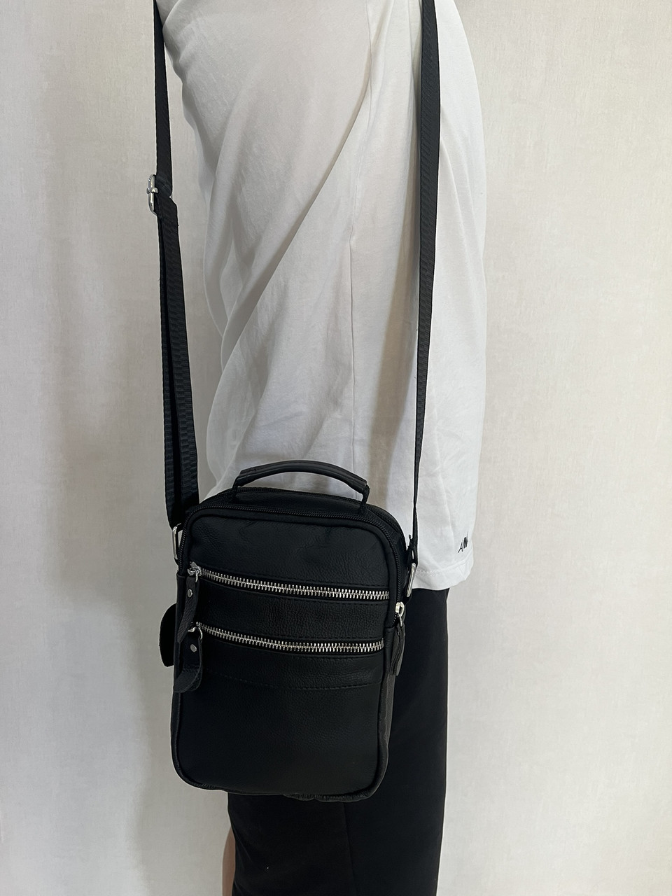 Чоловіча сумка з натуральної шкіри 3924-11BLACK чорна