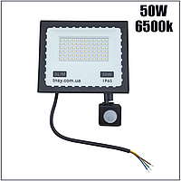 Прожектор LED 50W ULTRA Slim 220V 4500Lm 6500K IP65 с датчиком движения