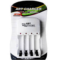 Зарядное устройство ART CHARGER M-208 на 4 аккумуляторных батареи ААА и АА Белый