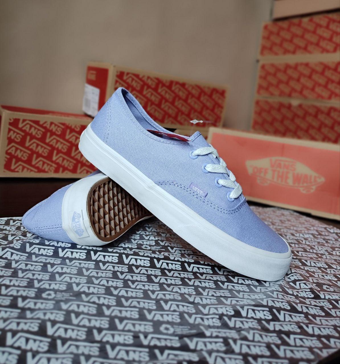 VANS Authentic Light BLUE кеди крипери світло сині на білій підошві текстиль унісекс кросівки