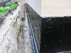 ІзоФЛЕКС-ПУ 560 ВТ/Isoflex-PU 560 BT — наделастична бітумно-поліуретанова гідроізоляція (к-т 10 л), фото 3