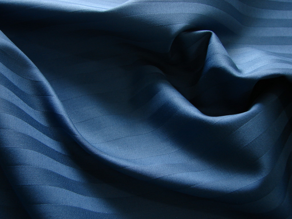 Постельное белье страйп сатин тёмно синего цвета Страйп сатин Евро Стандарт Синий Цвет - фото 4 - id-p1905285725