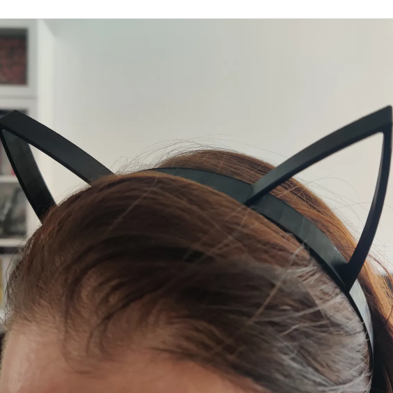 Головний обруч з котячими вушками