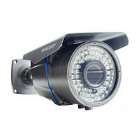 Уличная AHD камера CoVi Security AHD-105W-60V с вариофокальным объективом и мощной ИК подсветкой