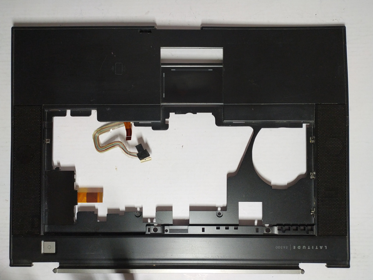Dell Latitude E6500 Корпус C (топкейс, середня частина) G069P AP03N000G00 бу #