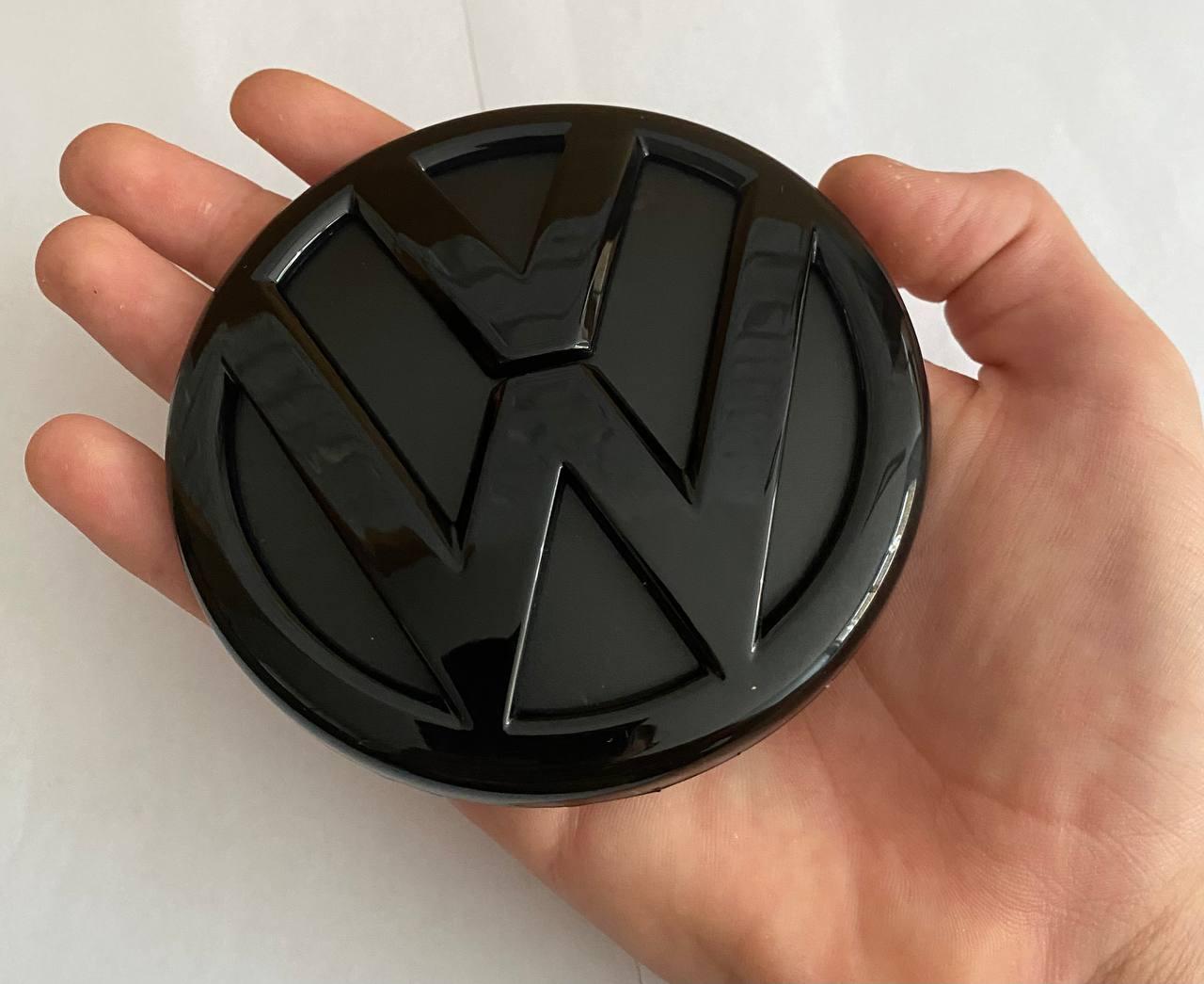 Емблема задня VW (Фольцваген) 100мм POLO 5, Jetta 6, PASSAT B7/B8 - чорний глянець  (5C6853630)