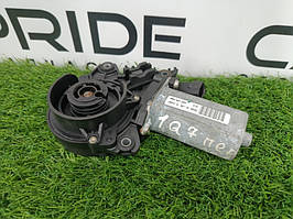 Мотор замка дверей Audi Q7 4M 3.0 CRE 2015 перед. (б/у)