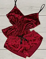 Бархатная / велюровая женская пижама без кружева - маечка и шортики Красный