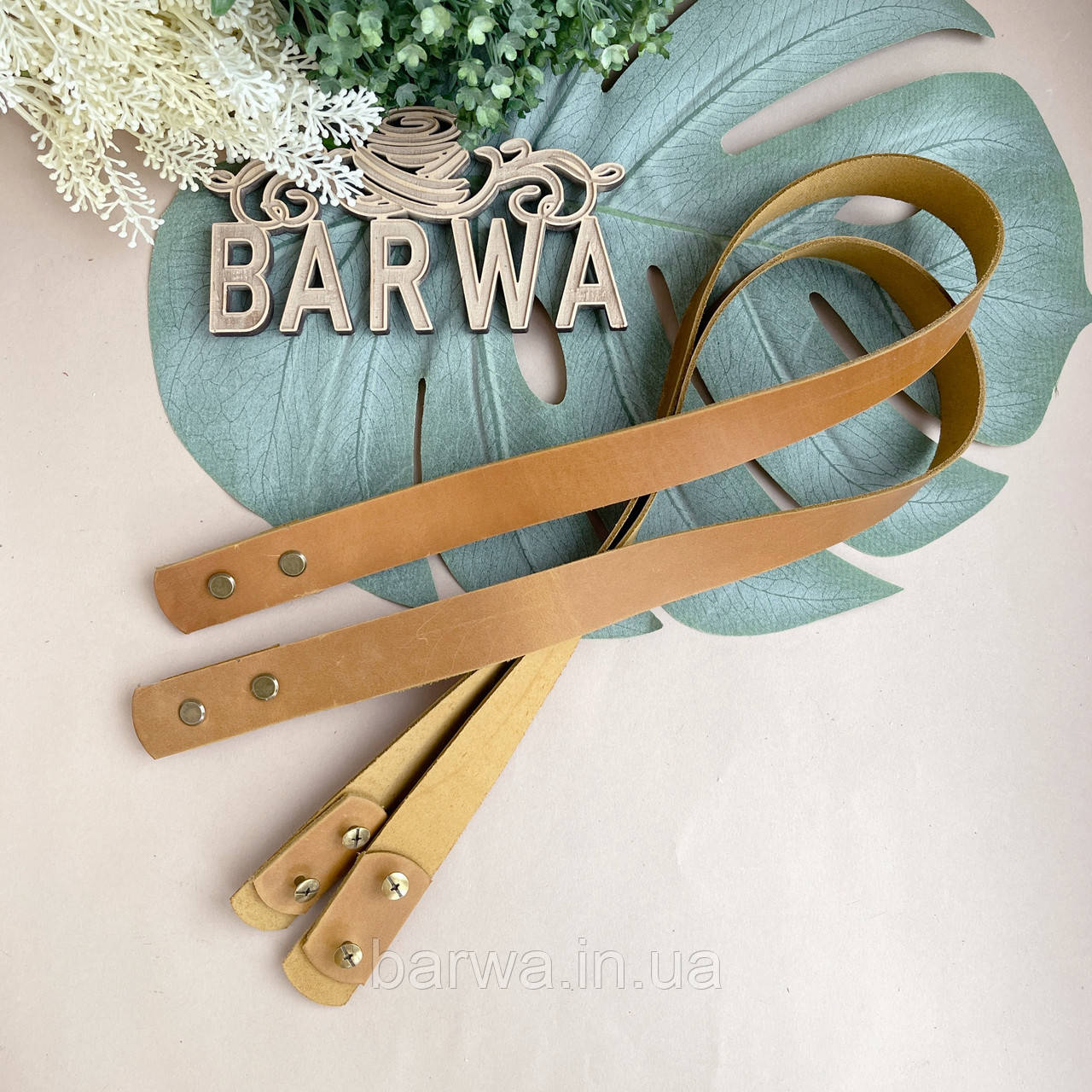 Ручки з натуральної шкіри (на гвинтах) розмір 2,5 х 70 см