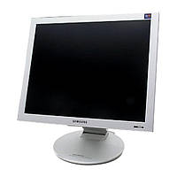 Монитор 19" 1280*1024 VA Samsung 193P Plus VGA DVI серебр.+бел. внеш.БП бу с кабелями