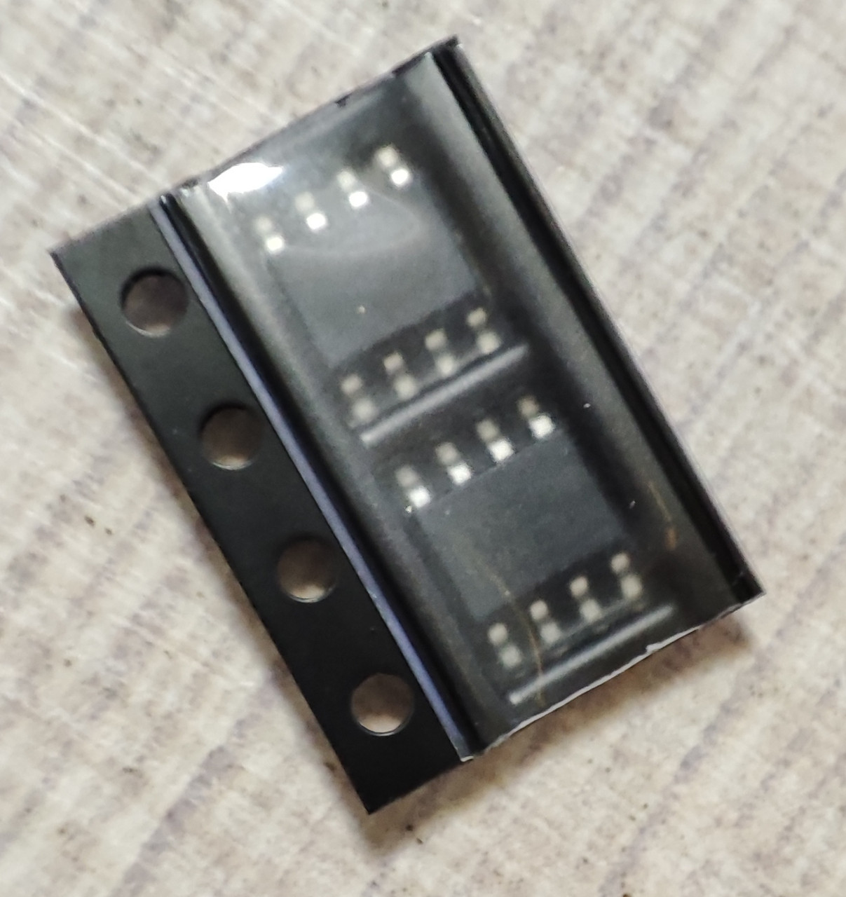 Транзистор MOSFET FDS6679AZ Fairchild 30V 13A 9mΩ SO-8